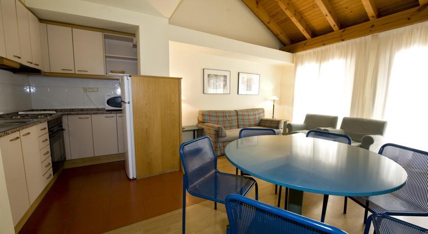 Apartamentos Pessets Adelaida Sort Exteriör bild