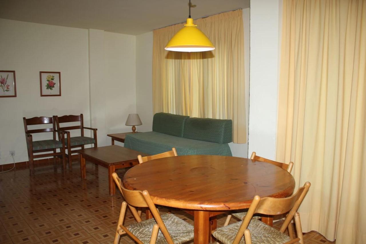 Apartamentos Pessets Adelaida Sort Exteriör bild