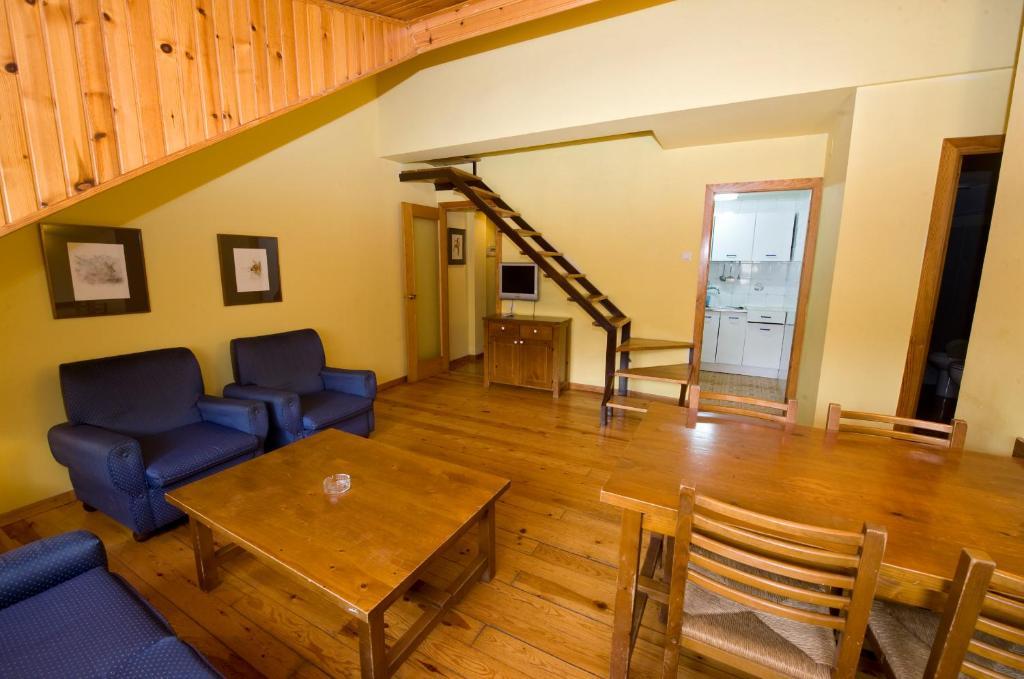 Apartamentos Pessets Adelaida Sort Rum bild